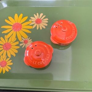 Le Creuset Vintage Miniature Dutch Oven Salt & Pepper Shakers